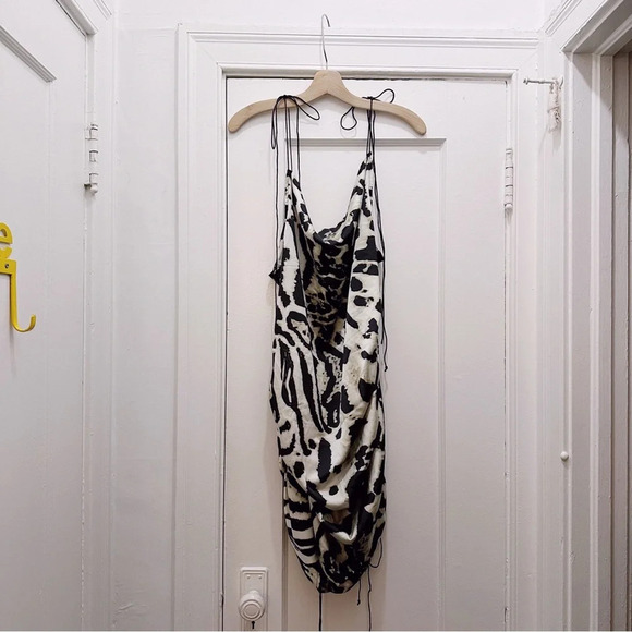 Fashion Nova Paw At My Strings Dress Animal Print Ruched Tie Sides Mini Midi NWT - Picture 2 of 9